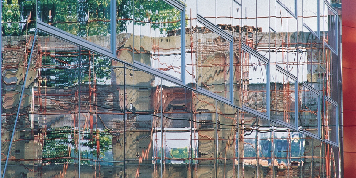 Vukovar, refleksija u novom i sjajnom by VM