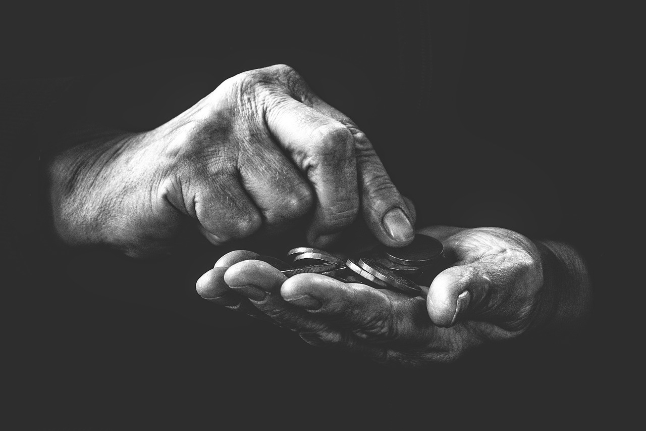 Image by Frantisek Krejci from Pixabay-poverty-4561704_1200x600